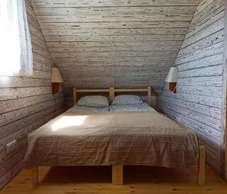 Кемпинги Camping Klevas Каркле Шале с двумя спальнями-35